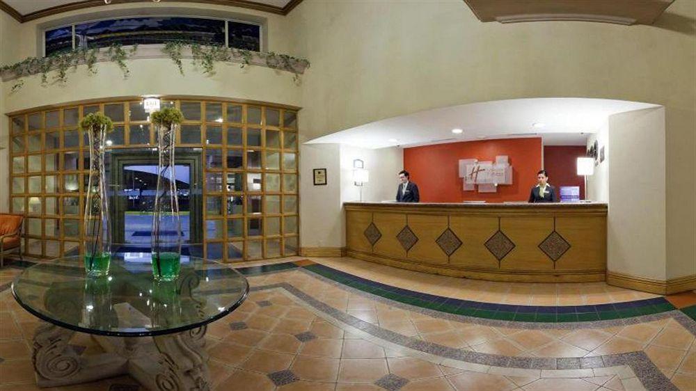 Holiday Inn Express Torreon By Ihg Exterior photo