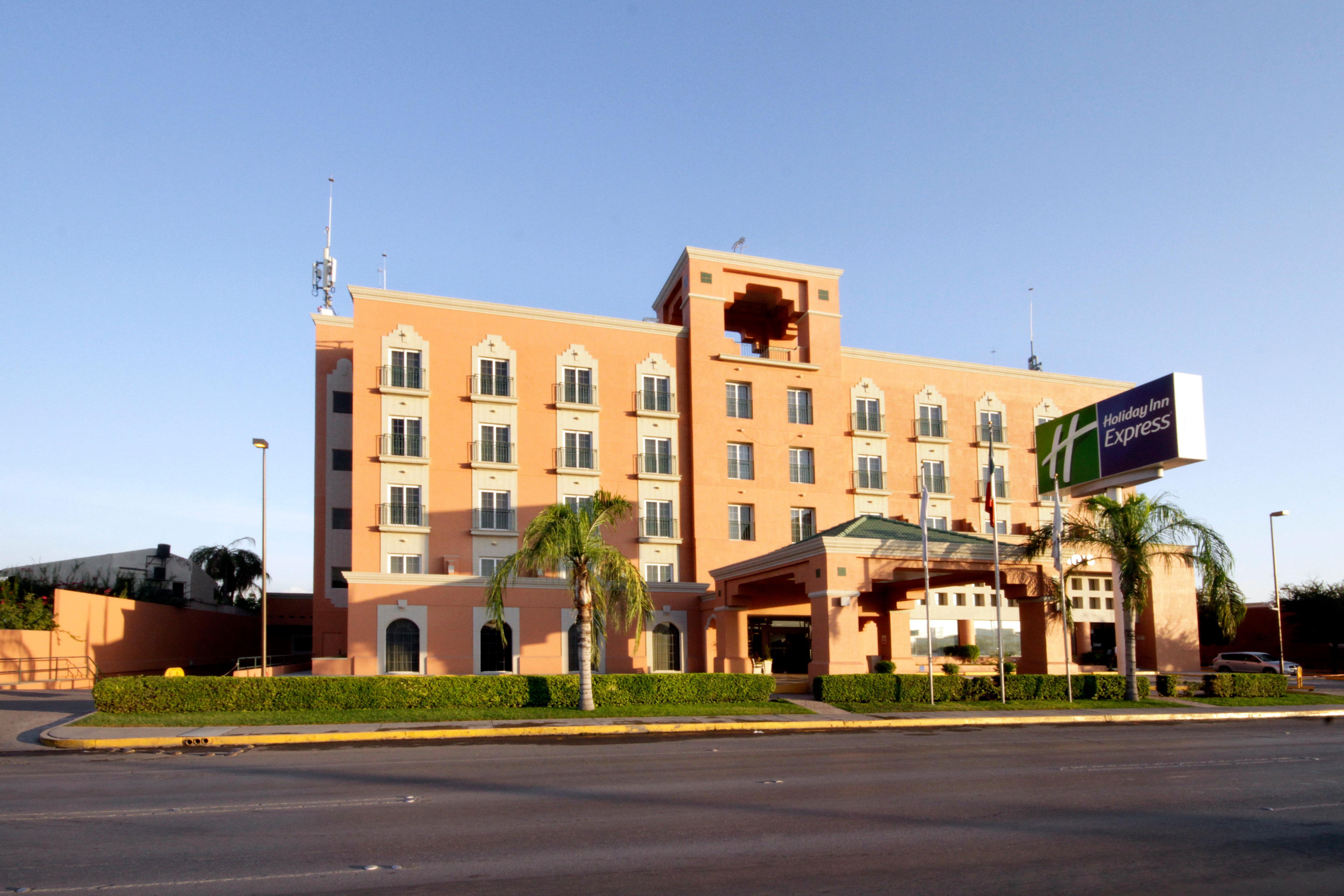 Holiday Inn Express Torreon By Ihg Exterior photo